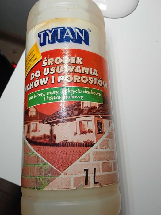 Środek do usuwania mchów i porostów