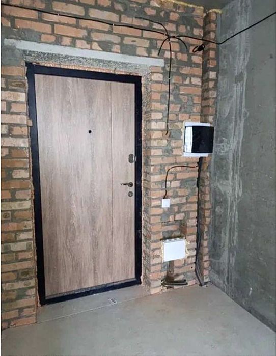 Продаж 2 - К  Квартира ЖК Варшавський вул. Всеволода Змієнка. Поділ