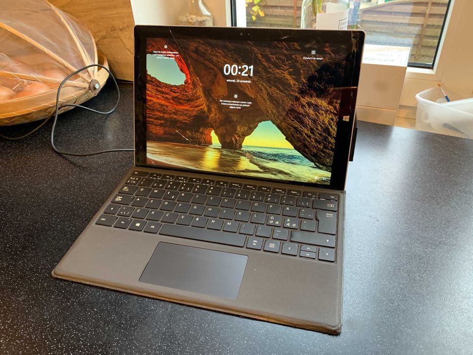 Microsoft Surface 3 PRO, intel i7, 8GB, 256GB, zasilacz, klaw,Win11PRO