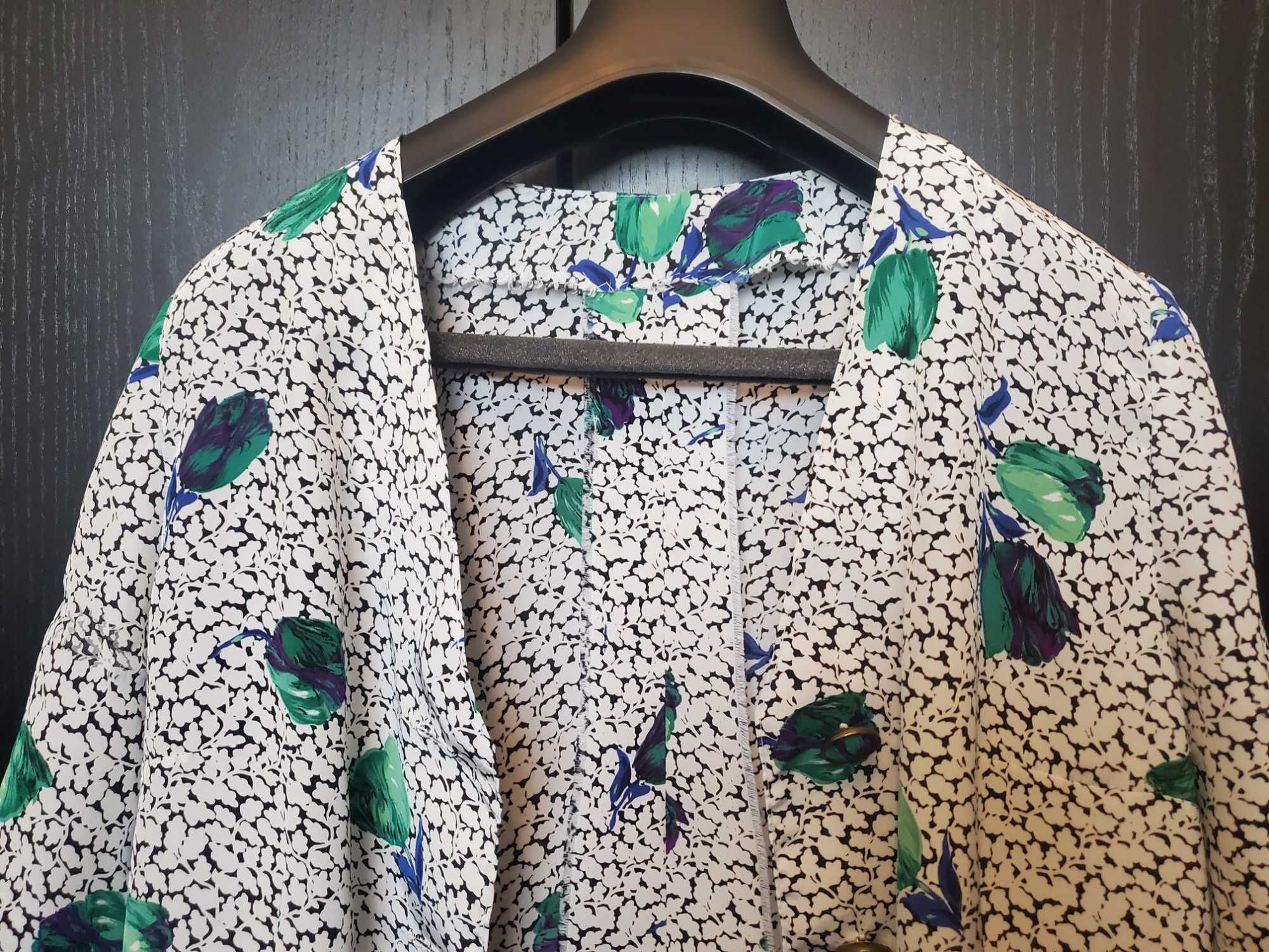 Blusa fresca com padrão