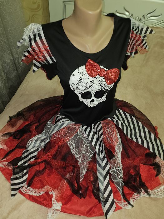 Платье на хеллоуин 15-16 лет.