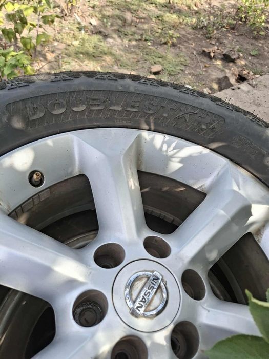Продам колеса на  Nissan Pathfinder