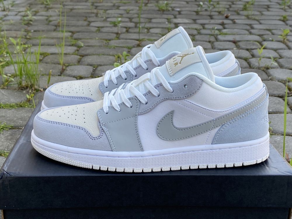 Кроссовки Nike Air Jordan 1 Low Paris White Sky Grey Джорданы светлые