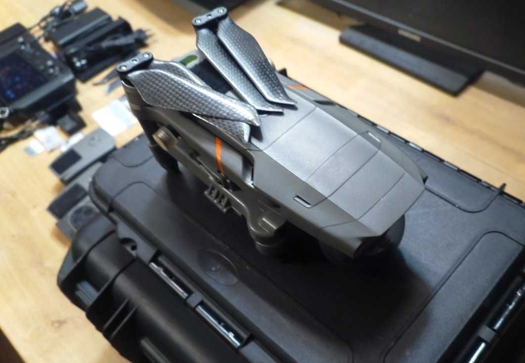 Dron DJI Mavic 2 Enterprise Dual z kamerą termowizyjną - zestaw