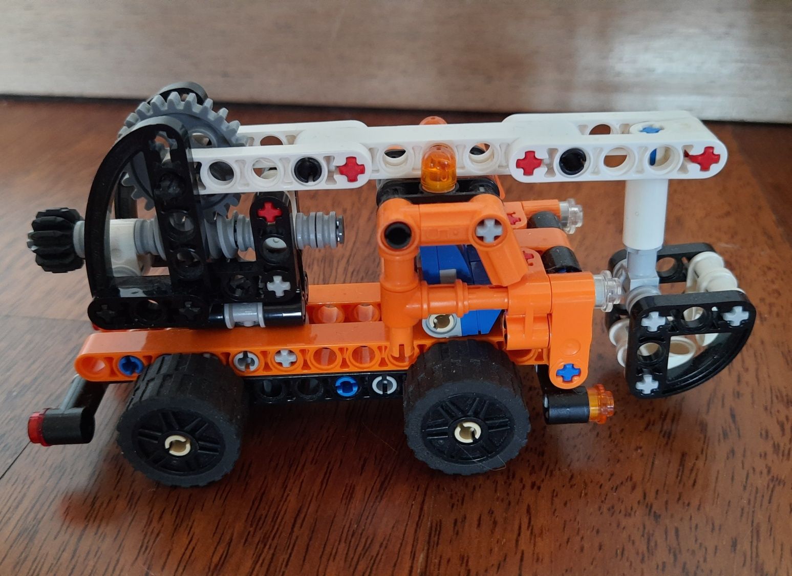 Lego Technic 2 w 1 42088