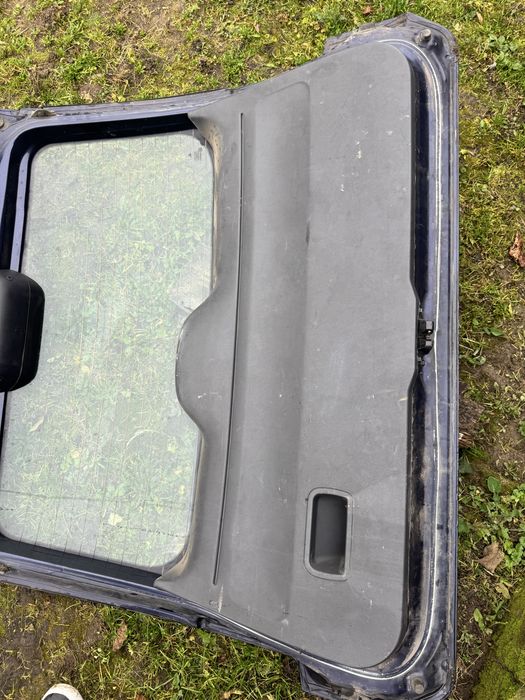 Задня кришка багажника ляда Mitsubishi space star задня ляда мітсубісі