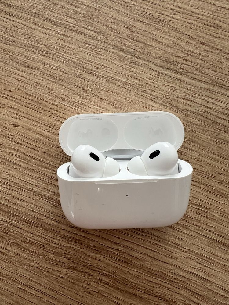 AirPods Pro 2 sluchawki apple