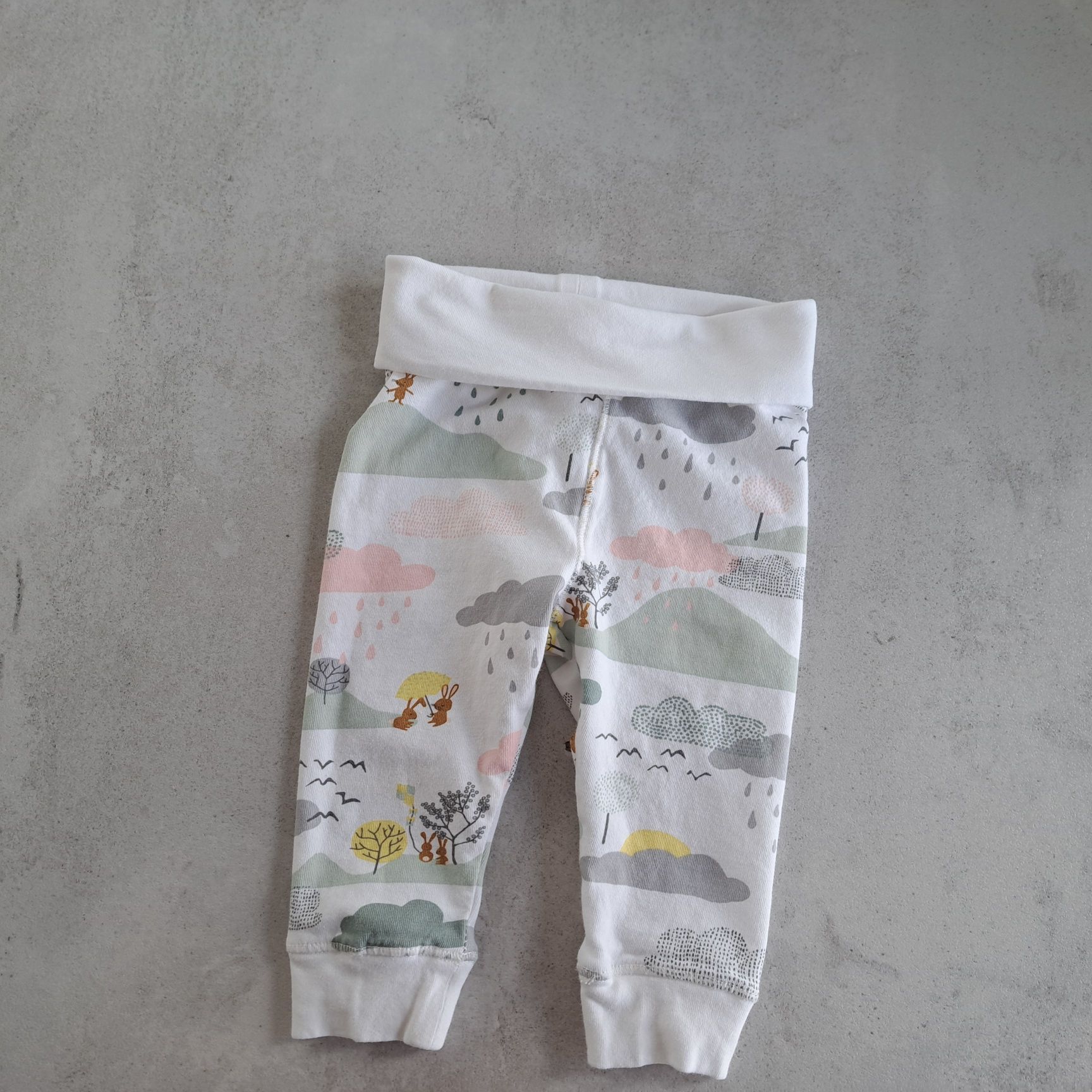 Spodnie półśpiochy legginsy Lindex