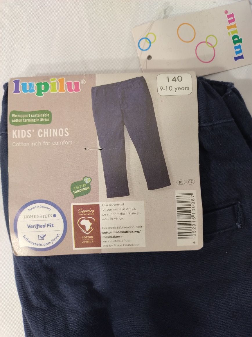 Spodnie chłopięce r 140 chino