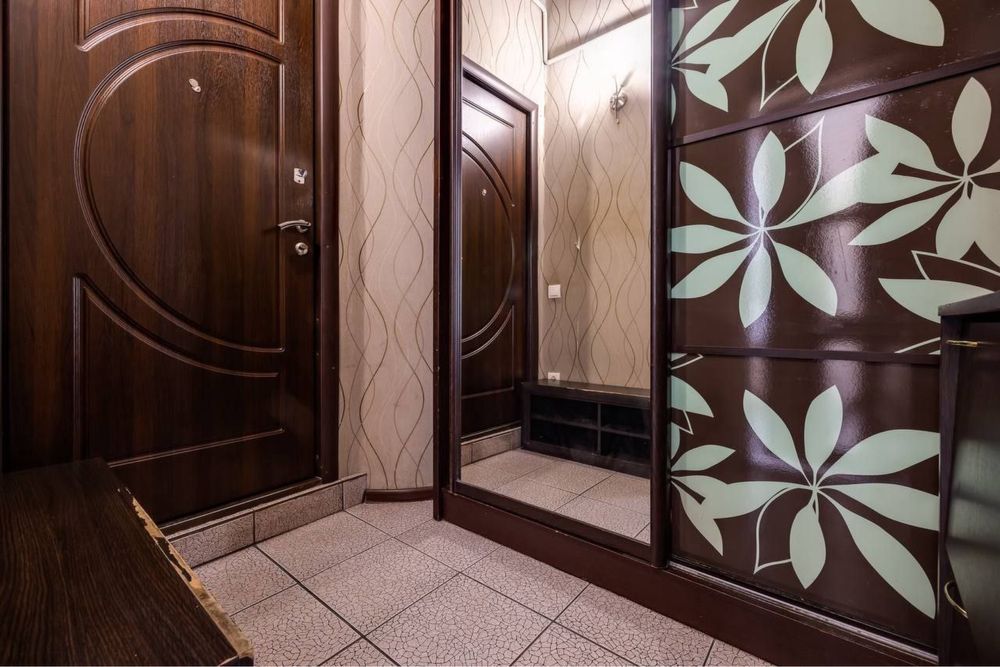 Продаж 1 к квартири в центрі міста. Вул. Дорошенка.