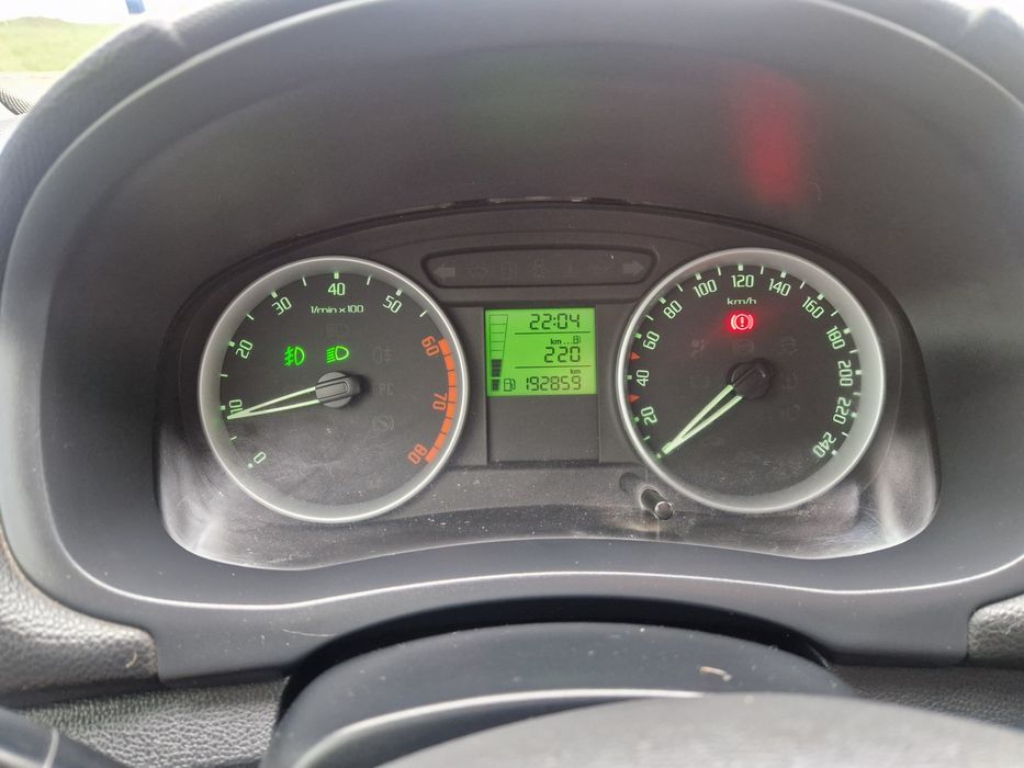 Шкода Фабія 1.4 бензин