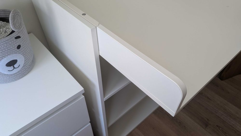 Trocador/secretária IKEA SMASTAD