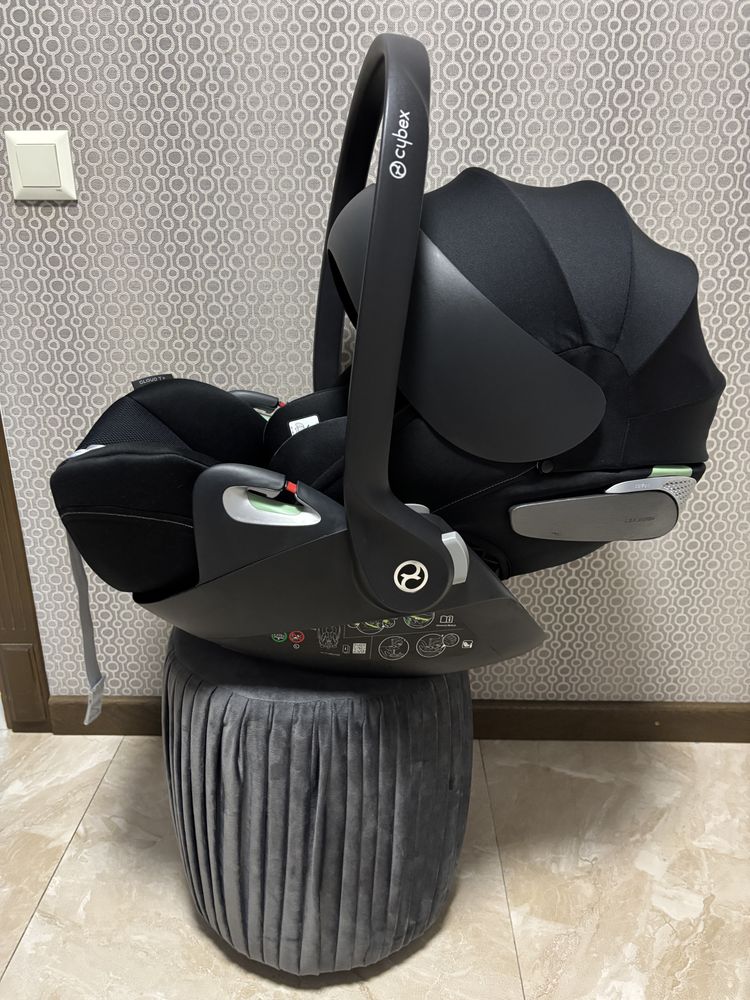 Автокрісло Cybex Cloud T+ plus Sepia Black ідеальний стан+ база Cybex