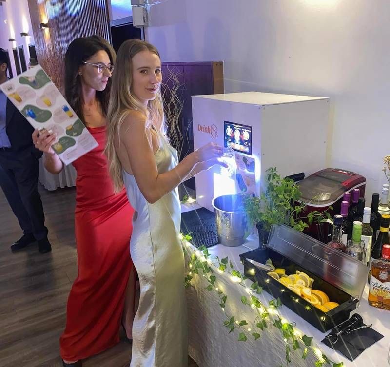 Automatyczny barman, mobilny bar, Drinkbox, Barmix, Jagermeister