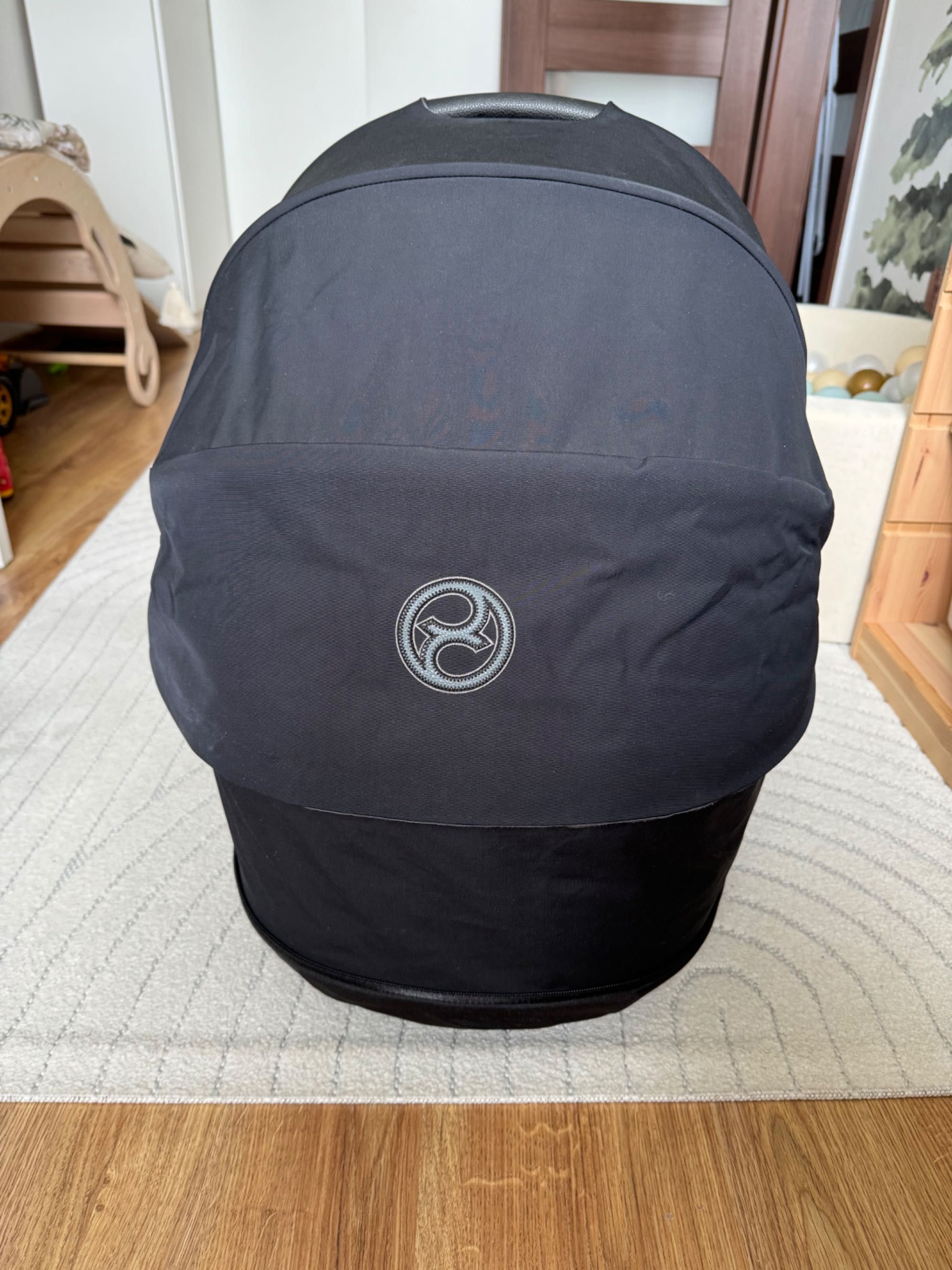 Gondola Cybex Priam 4.0 deep black