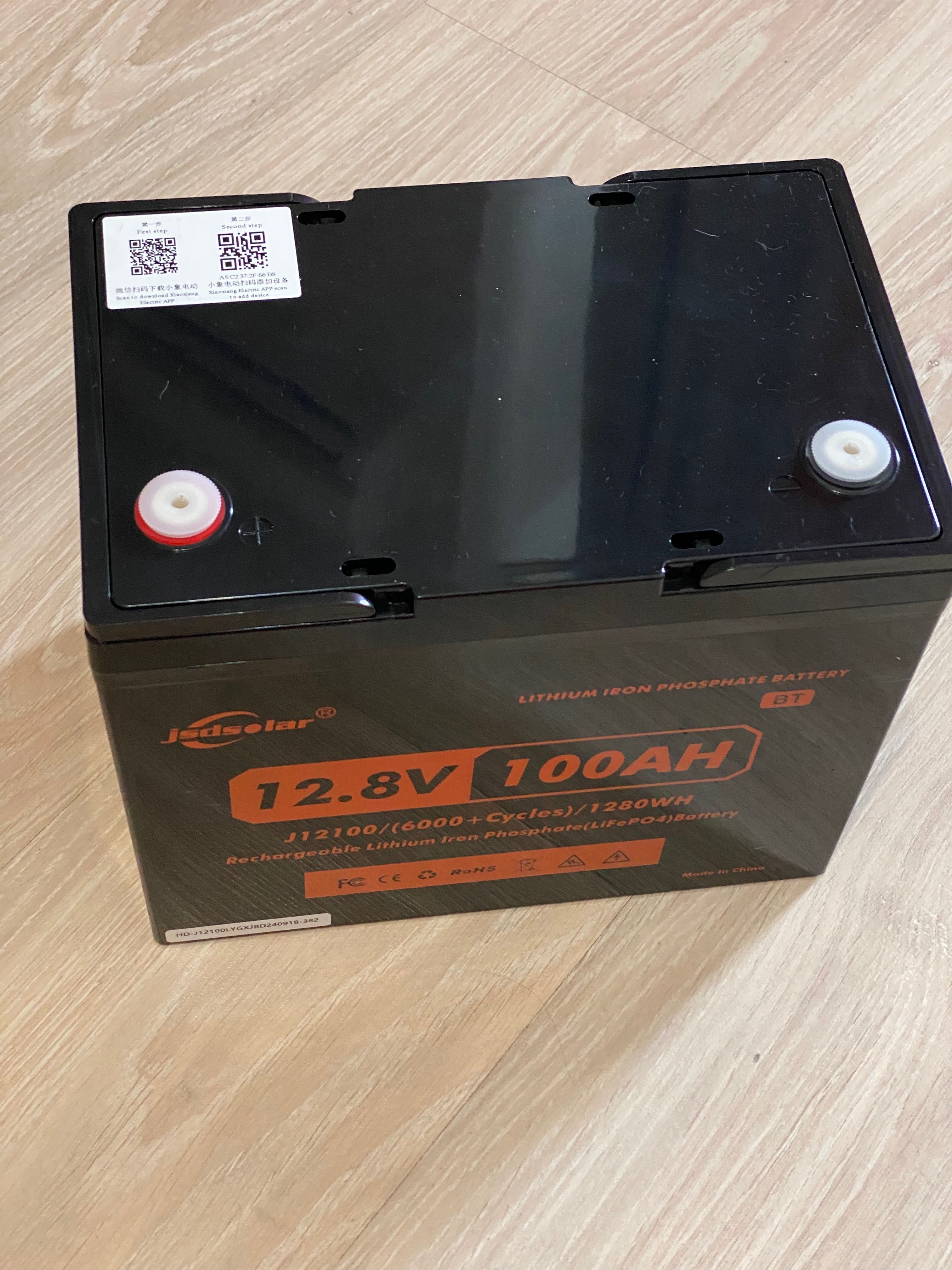 Акумулятор для дому Jsdsolar LiFePO4 12В 100Ач J12100 (Оригінал)
