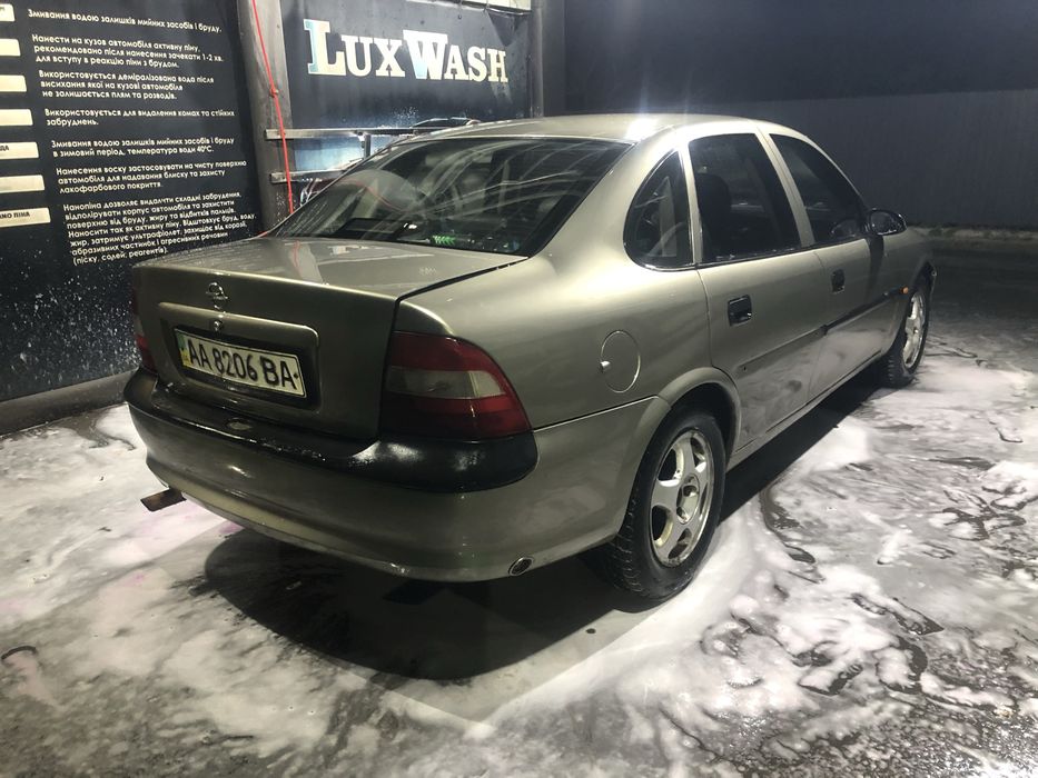 Opel Vectra B 1.6 АКПП