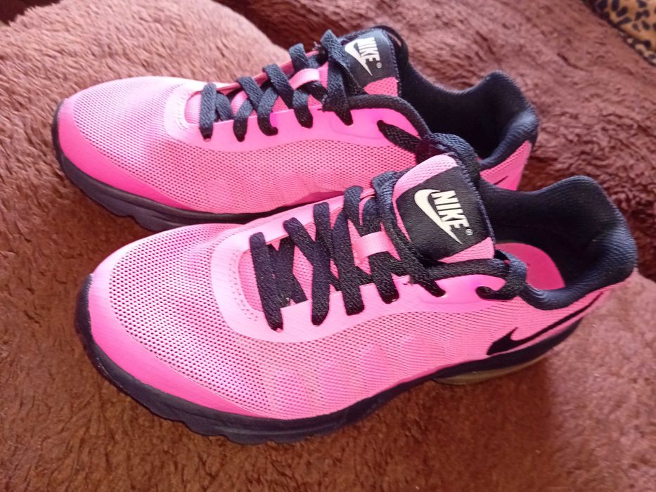 Buty sportowe damskei Nike 38,5