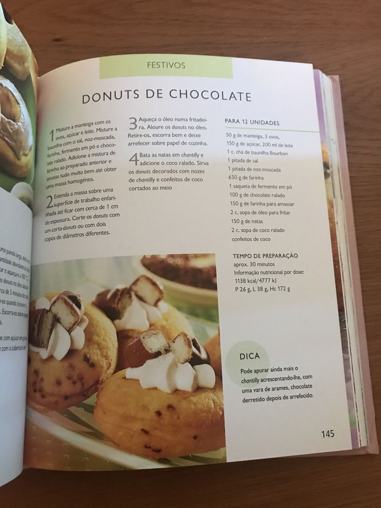 Livro Muffins - pequenos, saborosos e irresistiveis