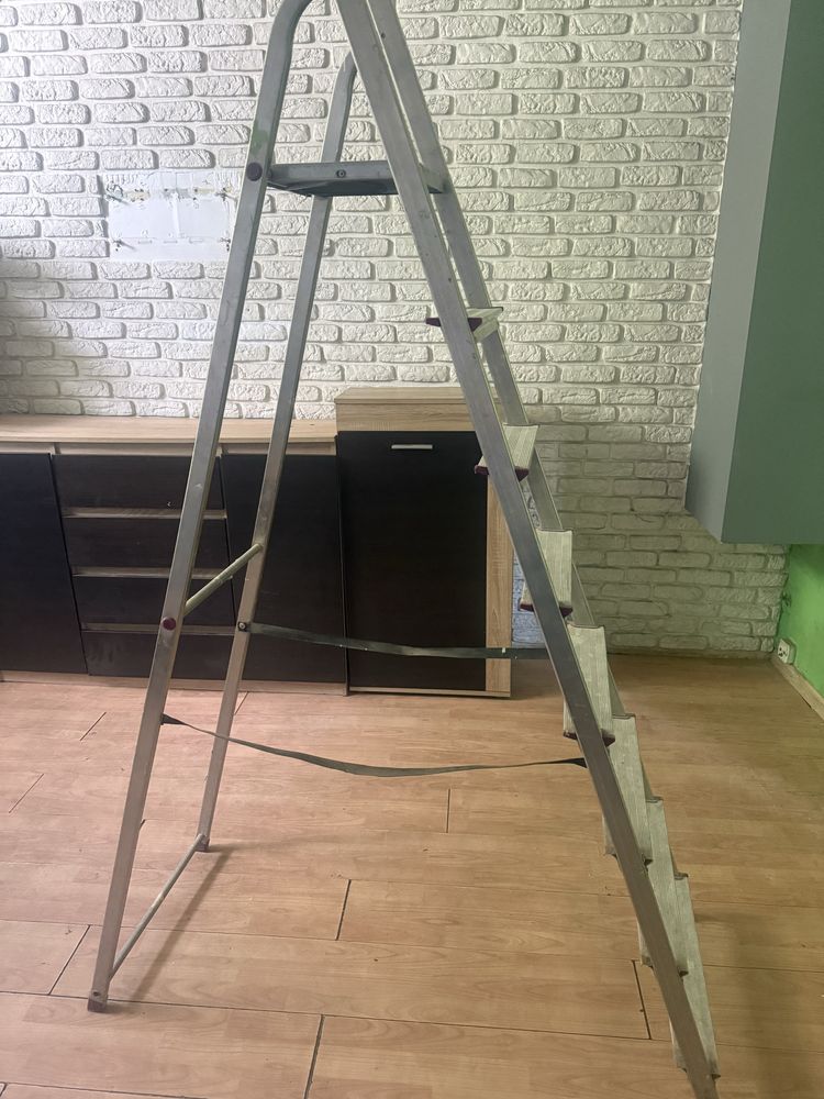 Drabina 8 stopniowa