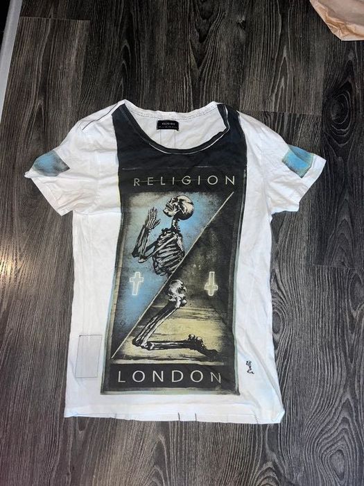 Religion t-shirt koszulka modlący się kościotrup krzyż