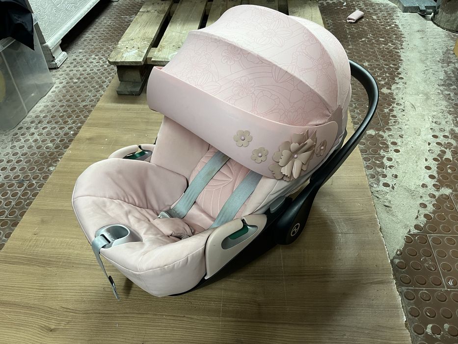 Ovo Cybex CLOUD Z2 I-SIZE simply flowers light pink