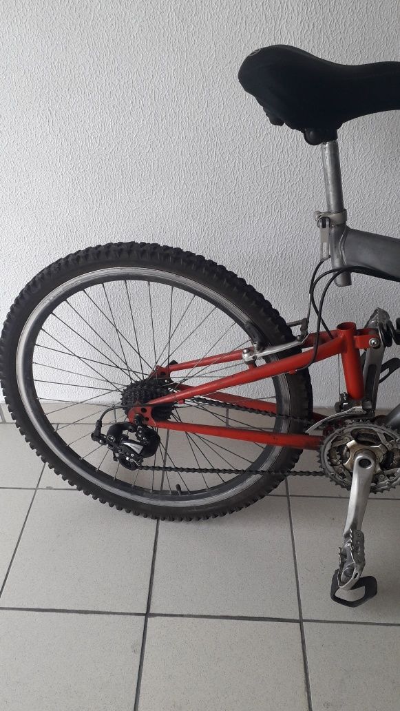 Bicicleta dupla suspensão aro 26