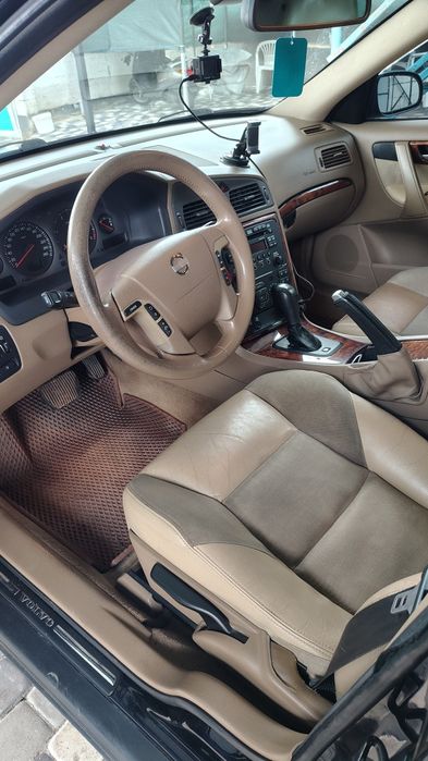 Продам Вольво V70