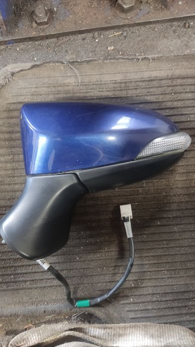 Lusterko lewe drzwi kierowcy Toyota Avensis t29 9 pin 8t5