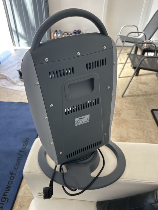 Aquecedor eletrico potente e facil de transportar