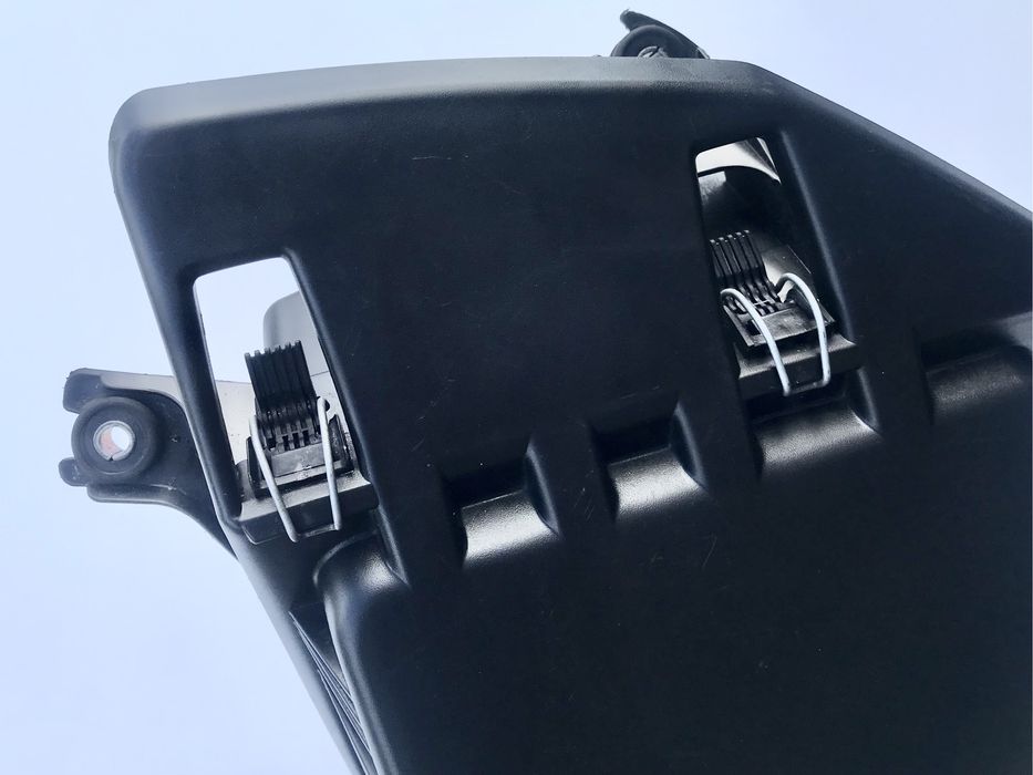 Корпус Воздушного Фильтра БМВ Е60 Е61 Е63 M54 N52 Повітряний Фільтр