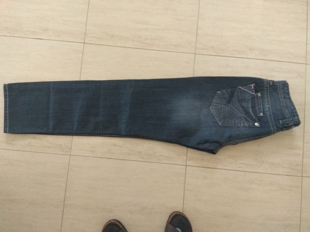 Spodnie jeansowe Flexport
