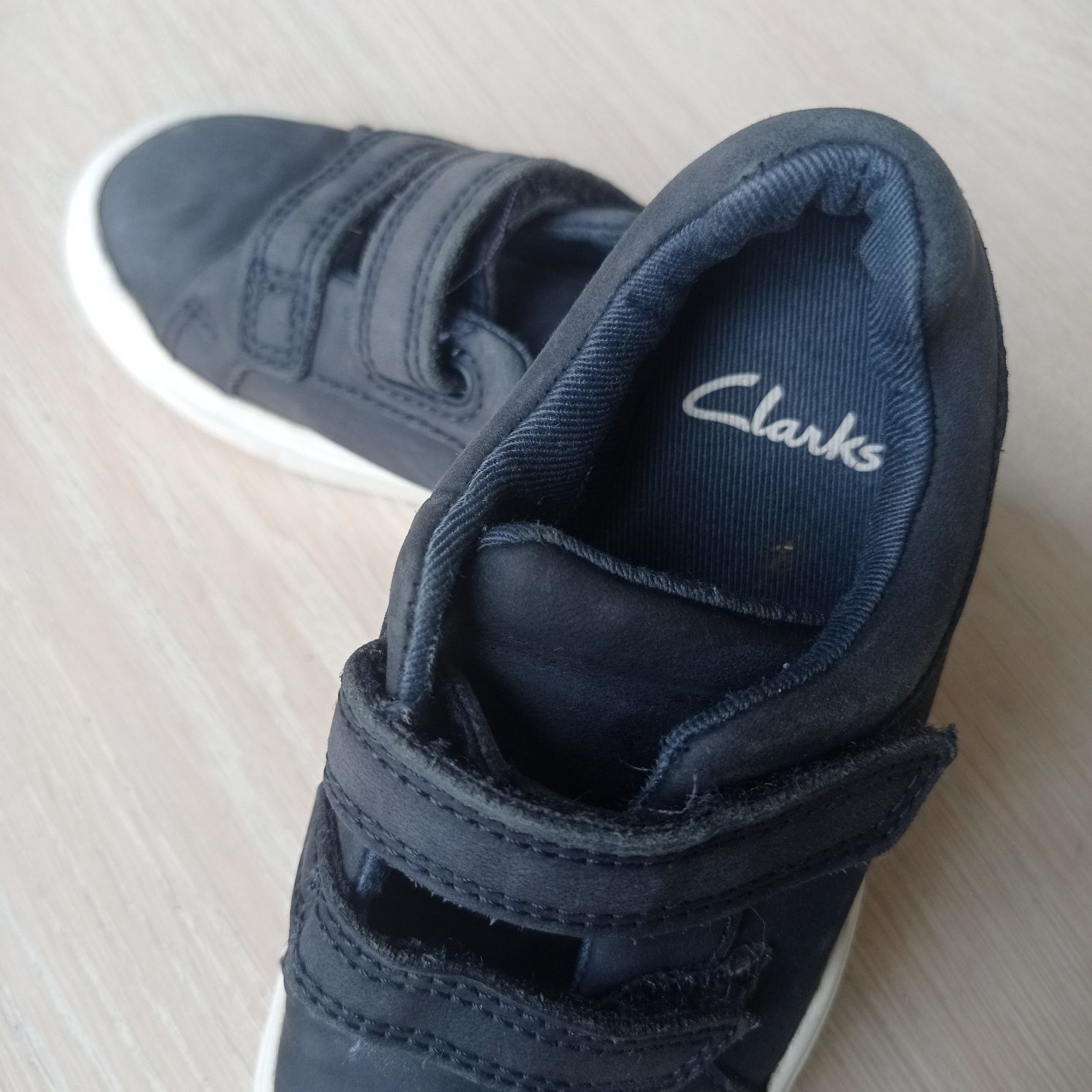 Buty buciki Clarks 23