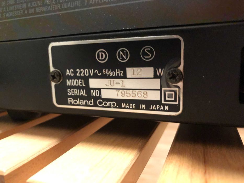 Roland Alfa Juno 1 Syntezator analogowy unikat stan kolekcjonerski