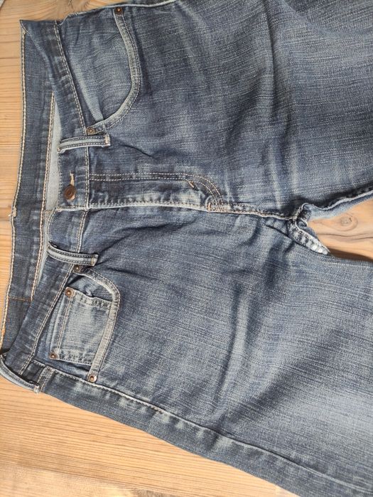 Długie spodnie rurki Levi's rozmiar L