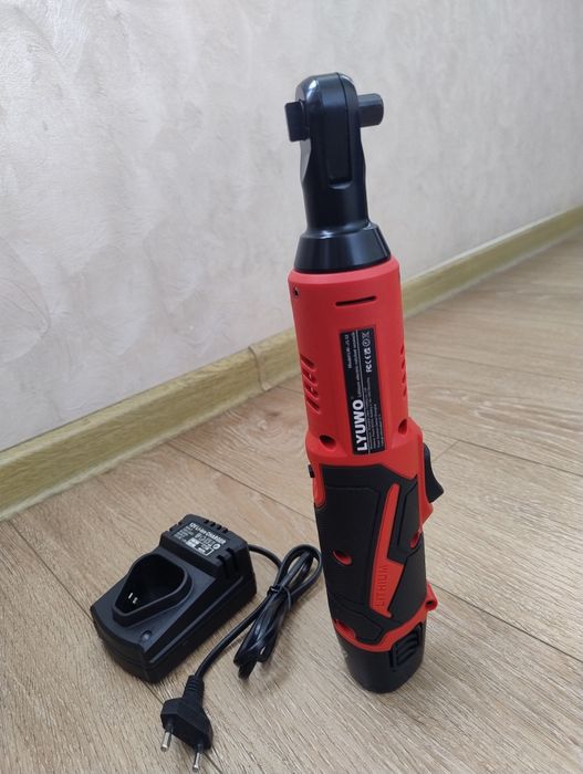 Акумуляторна тріскачка,кутовий гайковерт, Bosch,Milwaukee,Dewalt