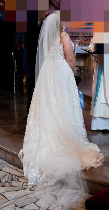 Suknia ślubna projektantki Agnieszki Światły – model Magnolia