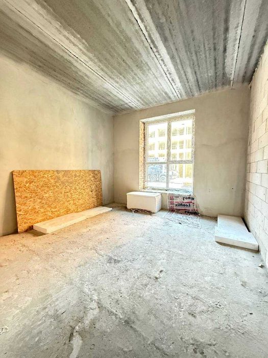велика 1 кім квартира поруч парку та озера за 36 500$