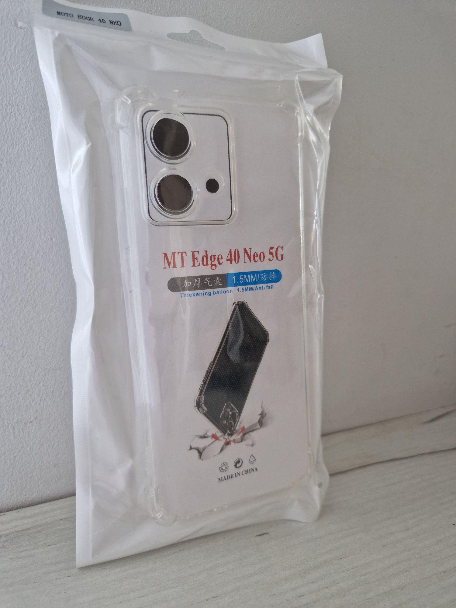 Clin Anti Shock 1,5mm do MOTOROLA EDGE 40 NEO Przezroczysty