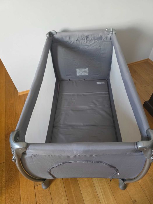 Łóżeczko turystyczne INGLESINA Lodge Grey