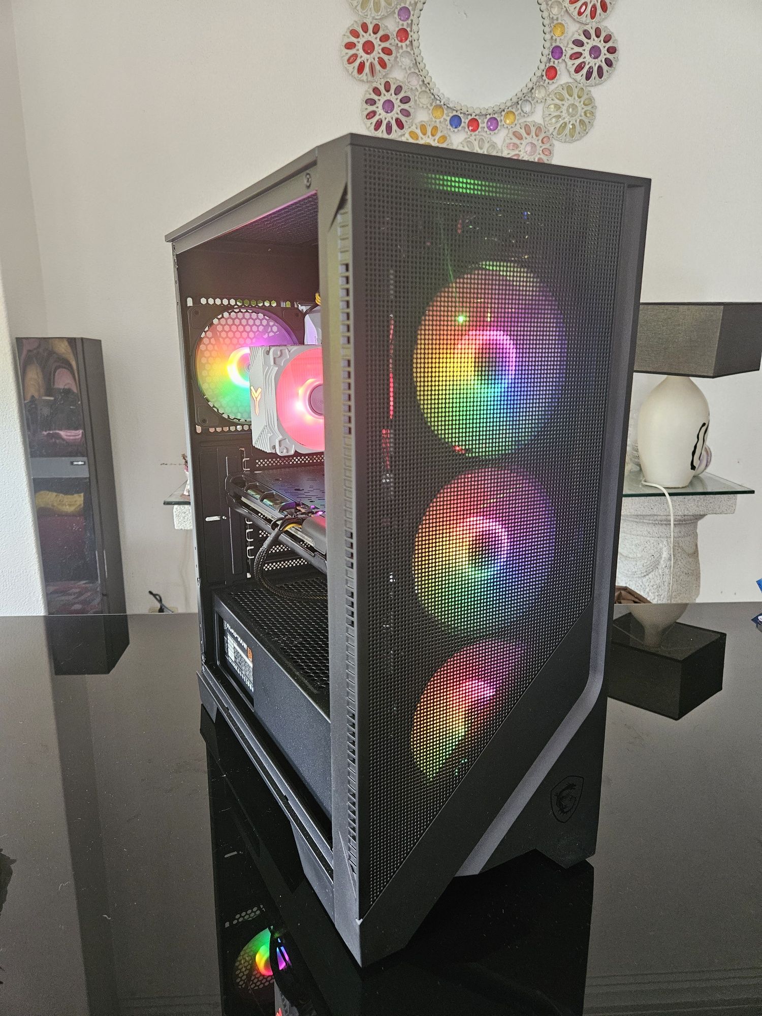 PC Gaming i5-8600K + RX 5600XT