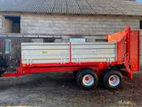Rozrzutnik 8Ton Tandem Z nadstawkami do kukurydzy