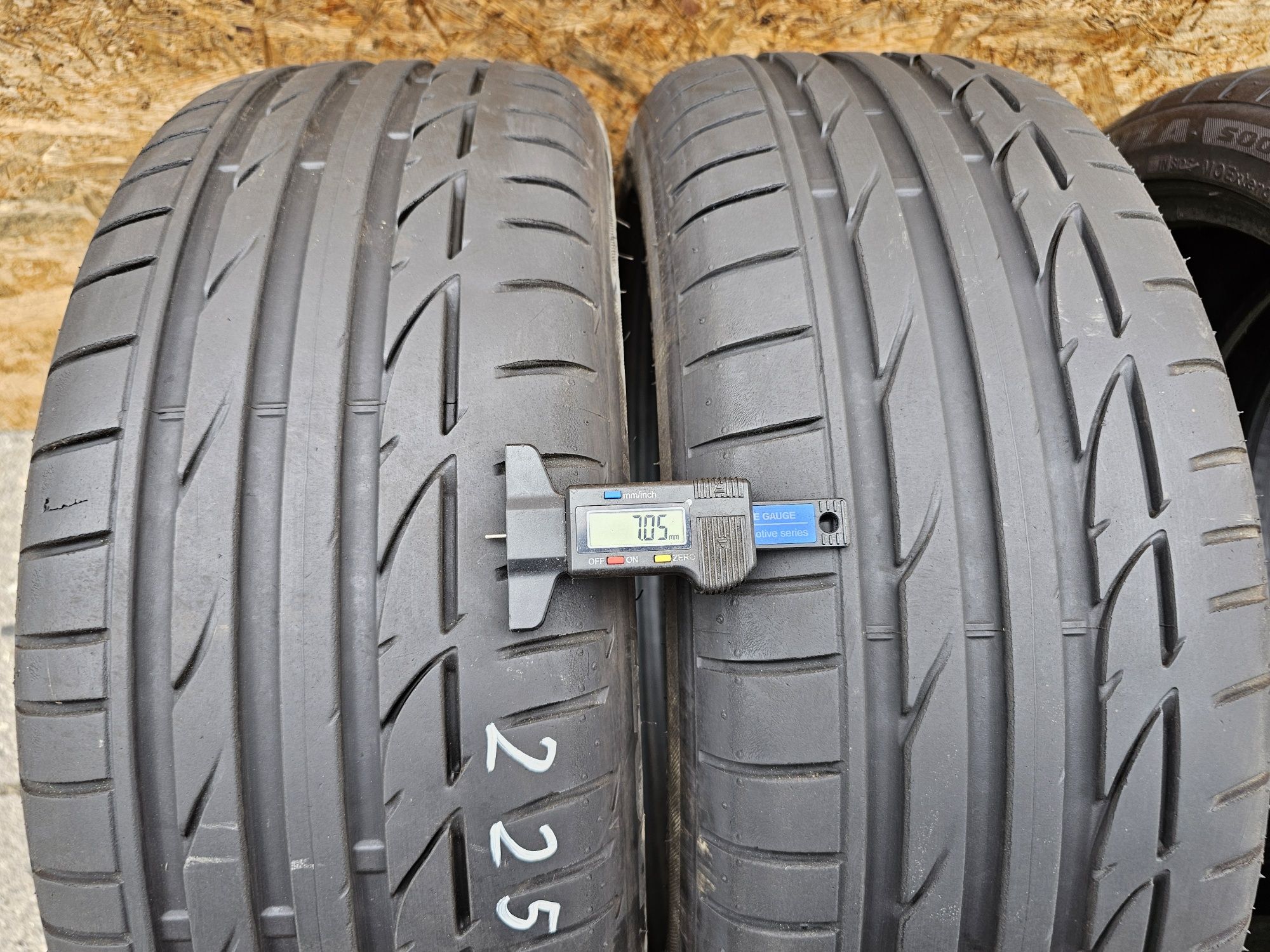 BDB Stan!!  7mm  225/45 r18 Bridgestone Potenza S001. RUN FLAT