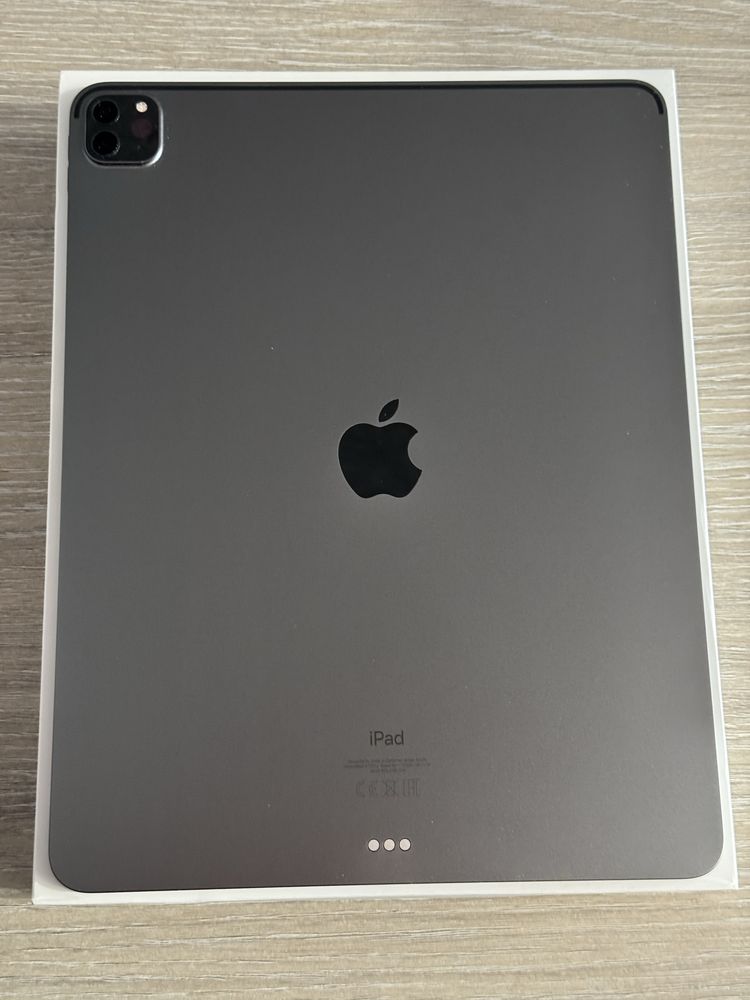 iPad Pro 12.9-inch (5th Generation) Wi-Fi