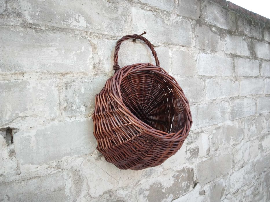 Кошик плетений з лози