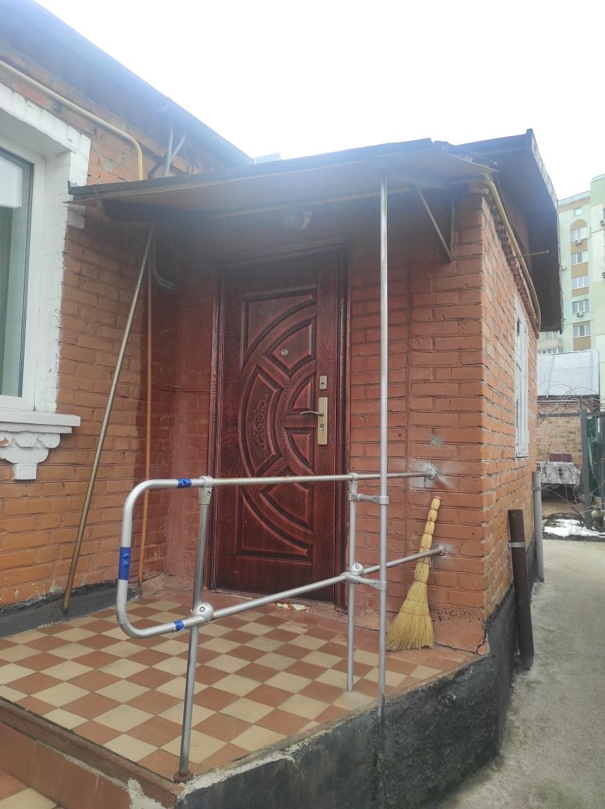 Продам будинок в районі Рошену