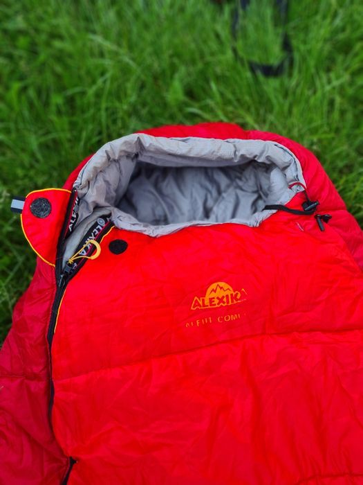 Alexika Aleut -9°-32°С спальник як новий