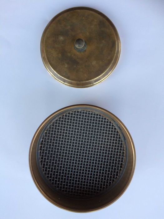 Peneiras de teste laboratorial empilháveis em latão com tampa