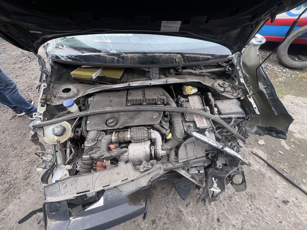 Розборка Citroen cactus c4 Розбірка Запчастини Разборка Запчасти