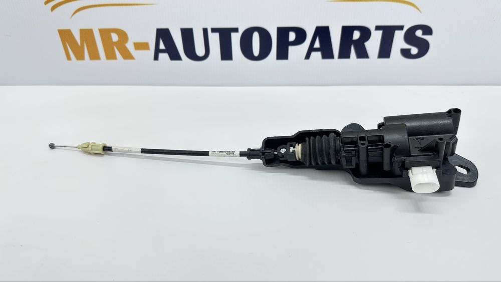 Актуатор привід замка капота Tesla Model 3/Y 1500398-00-D